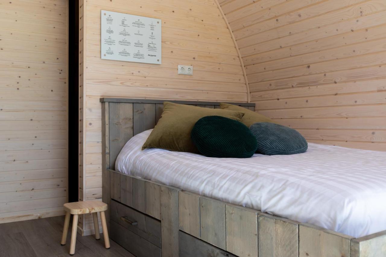 Pod Huisje Met Hottub دوكوم المظهر الخارجي الصورة