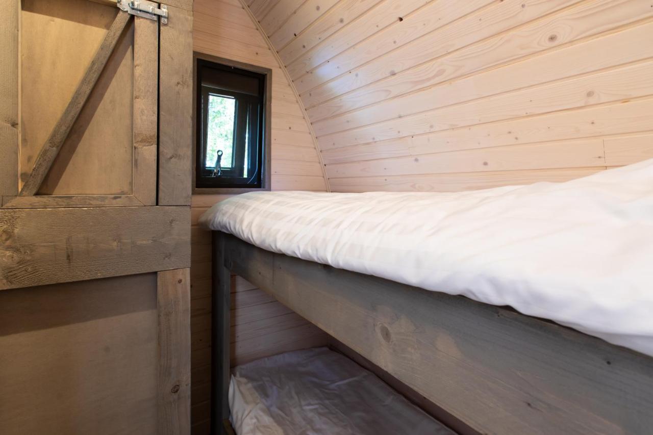 Pod Huisje Met Hottub دوكوم المظهر الخارجي الصورة
